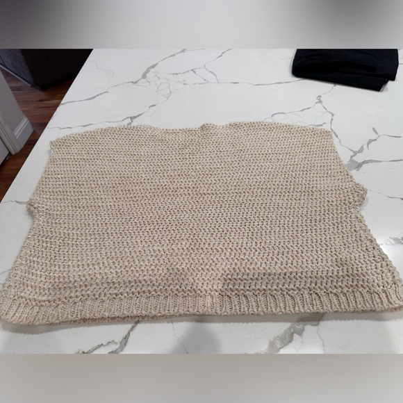 🌸LOFT Size Small Summer Sweater Crop🌸 - Picture 7 of 7